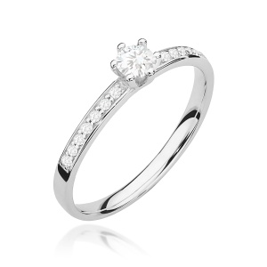 Pierścionek W0459 Diament 0,10ct białe złoto 375