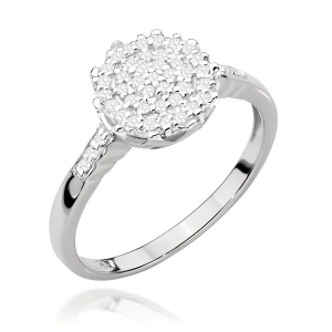 Pierścionek W0565 z diamentami białe złoto 375