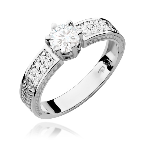Pierścionek W0075 Biały Szafir 0,60ct białe złoto 375