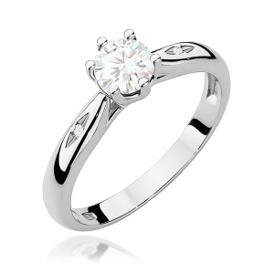 Pierścionek W0074 Biały Szafir 0,60ct białe złoto